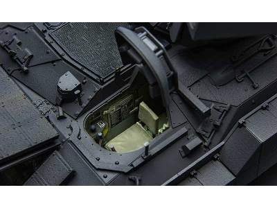 Fighting Vehicle M2A3 Bradley w/BUSK III Interior Set - image 7