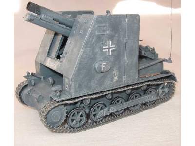 German 15 cm self-propelled gun sIG 33 (Sf) - image 2