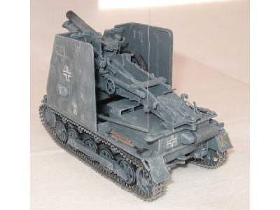 German 15 cm self-propelled gun sIG 33 (Sf) - image 3