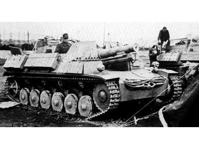 Sturmpanzer II German 15 cm self-propelled gun - image 8