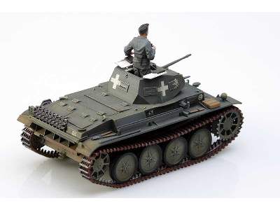 Pz.Kpfw.II Ausf.D German light tank - image 8