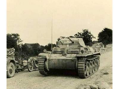 Pz.Kpfw.II Ausf.D German light tank - image 11