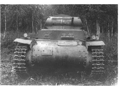 German light tank Pz Kpfw II Ausf C - image 3