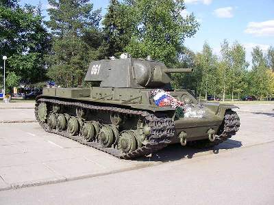 KV-1 Russian heavy tank, model 1941, early version - image 4