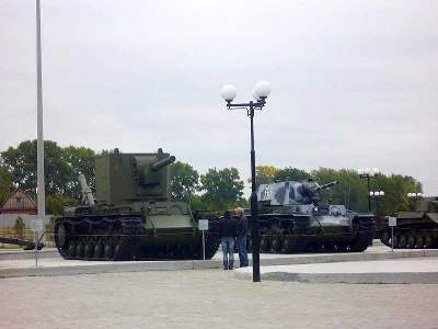 KV-2 Russian heavy tank, early version - image 8