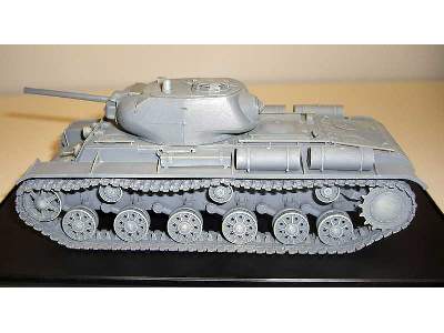 KV-1S Russian high-speed heavy tank - image 7