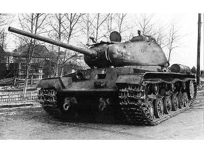 KV-85 Russian heavy tank - image 8