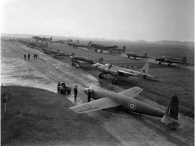 GAL.48 Hotspur Mk.II British troop carrying glider - image 15