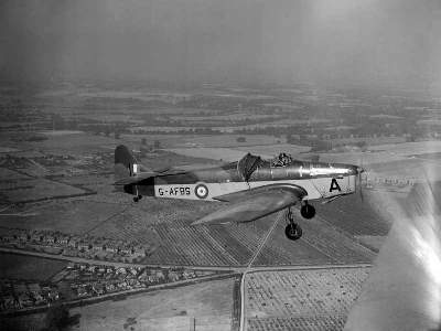 Miles M.14A Magister I British trainer aircraft - image 7