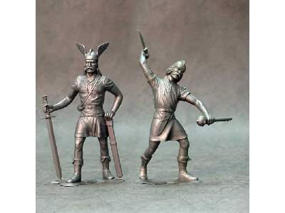 Barbarians, set of two figures #2 (15 cm) - image 1