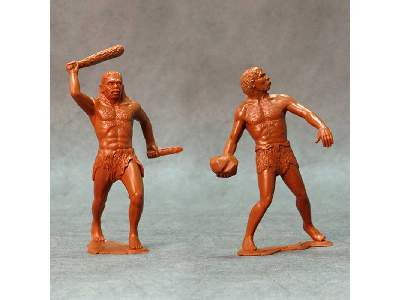 Cavemen, set of two figures #2 (15 cm) - image 1