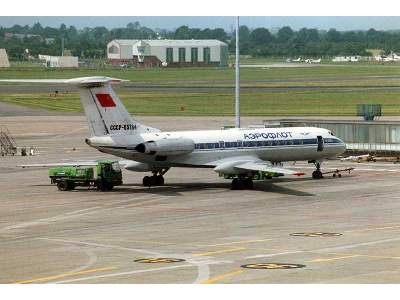 Tupolev Tu-134A Russian short / medium-haul airliner, Interflug - image 11