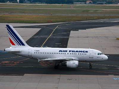 Airbus A318 European short / medium-haul airliner, Air France - image 5