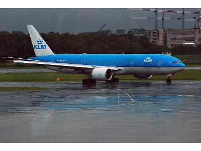 Boeing 777-200ER American long-haul airliner, KLM - image 3