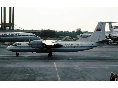 Antonov An-24B/V Russian short / medium-haul passenger aircraft, - image 28