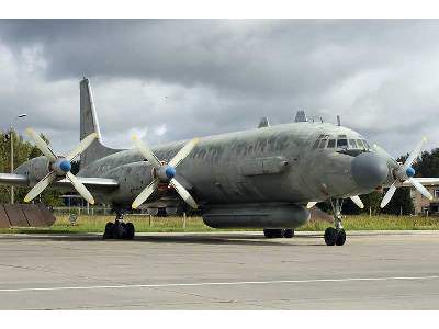 Ilyushin IL-20M Russian reconnaissance aircraft - image 7