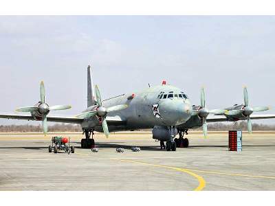 Ilyushin IL-38 Russian anti-submarine aircraft - image 8