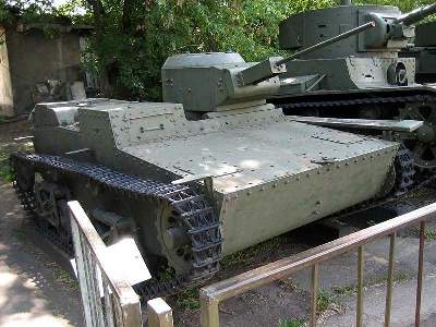 T-38 Russian amphibious small tank - image 8