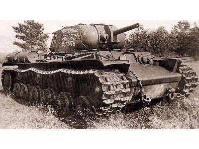KV-8S Russian heavy flamethrower tank - image 3