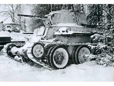 BT-7 Russian light tank, model 1937, early version - image 6