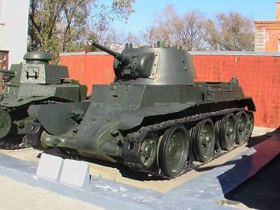 BT-7 Russian light tank, model 1937, early version - image 14