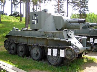 BT-42 Finnish assault gun on BT-7 tank's chassis - image 3