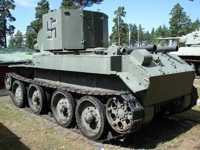 BT-42 Finnish assault gun on BT-7 tank's chassis - image 9