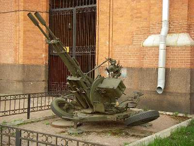 ZU-23-2 Russian anti-aircraft gun - image 5