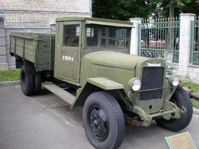 ZiS-5V Russian military truck, model 1942 - image 3