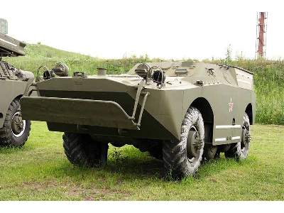 BRDM-U Russian armoured reconnaissance / patrol vehicle - comman - image 4