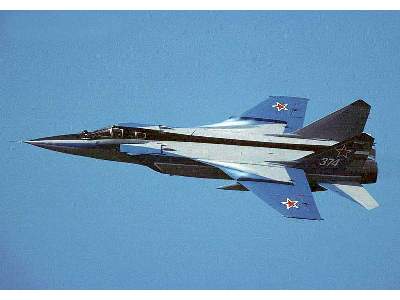 Mikoyan-Gurevich 31B Russian jet interceptor - image 5