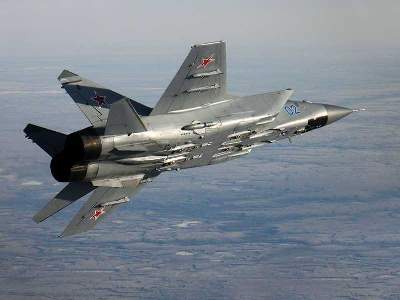 Mikoyan-Gurevich 31BM Russian jet interceptor - image 8