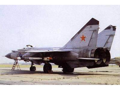 Mikoyan-Gurevich 25PD Russian jet fighter-interceptor - image 6