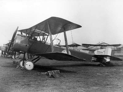 Sopwith 1 1/2 Strutter British bomber - image 4