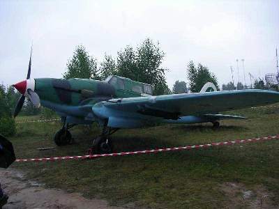 Ilyushin Il-2 M3 Russian ground-attack aircraft with NS-37 canno - image 13