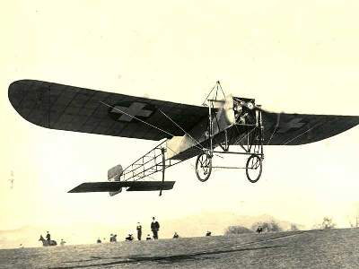 Bleriot XI French aircraft - image 6