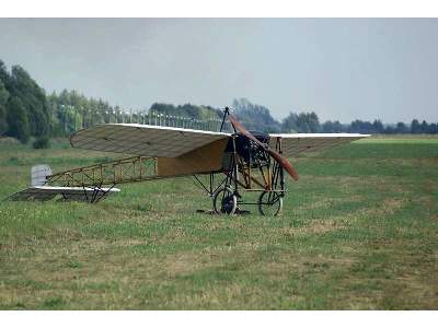 Bleriot XI French aircraft - image 8