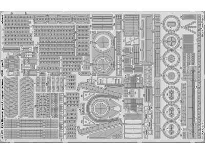 USS Missouri part 7 - superstructure 1/200 - Trumpeter - image 3