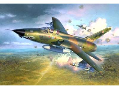 F-105G Thunderchief Wild Weasel - image 1