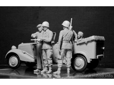 Sd. Kfz. 1 Type 170 VK + US Paratroopers and civilians - image 23