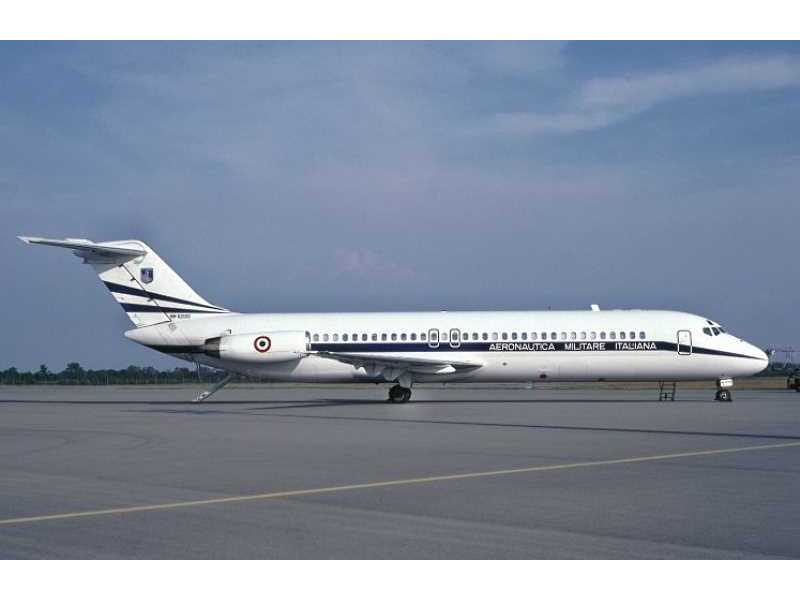 McDonnell Douglas DC-9-32 Aeronautica Militare Italiana - image 1