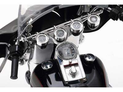 Harley Davidson FLH Classic - Black - image 7