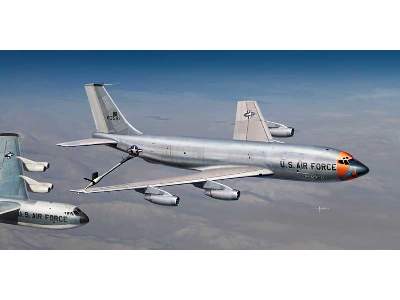 KC-135A Stratotanker - image 1