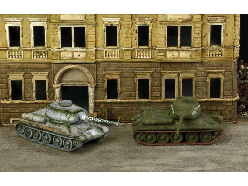 T-34/85 - 2 fast assembly models - image 1