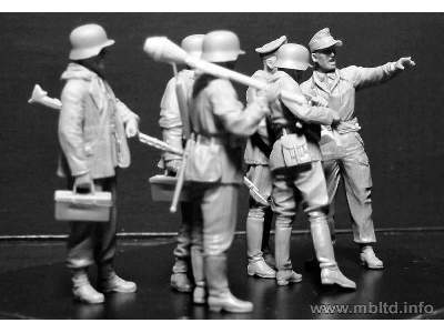 Let's stop them here! German Military Men, 1945 - image 18