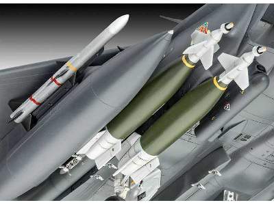 F-15E Strike Eagle & Bombs - image 7
