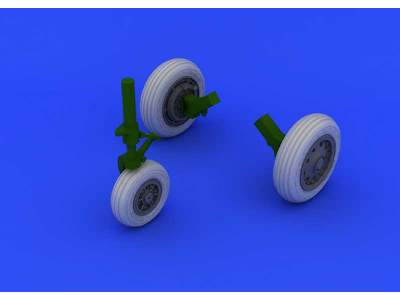 F-104 undercarriage wheels early 1/32 - Italeri - image 1