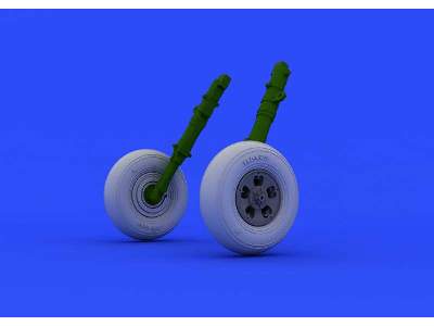 Spitfire Mk. V wheels 1/48 - Airfix - image 5