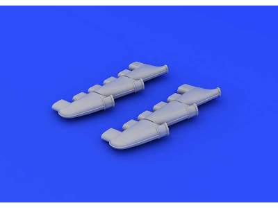 Spitfire Mk. V exhaust stacks 1/48 - Airfix - image 5