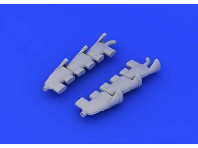 Spitfire Mk. V exhaust stacks fishtail 1/48 - Airfix - image 1